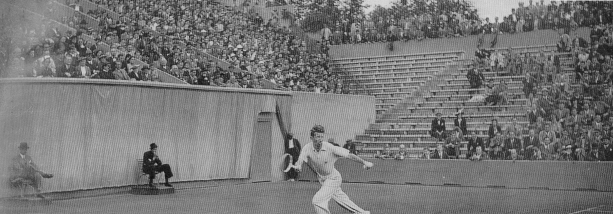 l'amricain Donald Budge  Roland Garros en 1938.