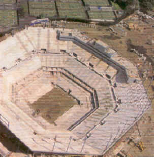 Le Stadium Arthur Ashe en construction (1996)